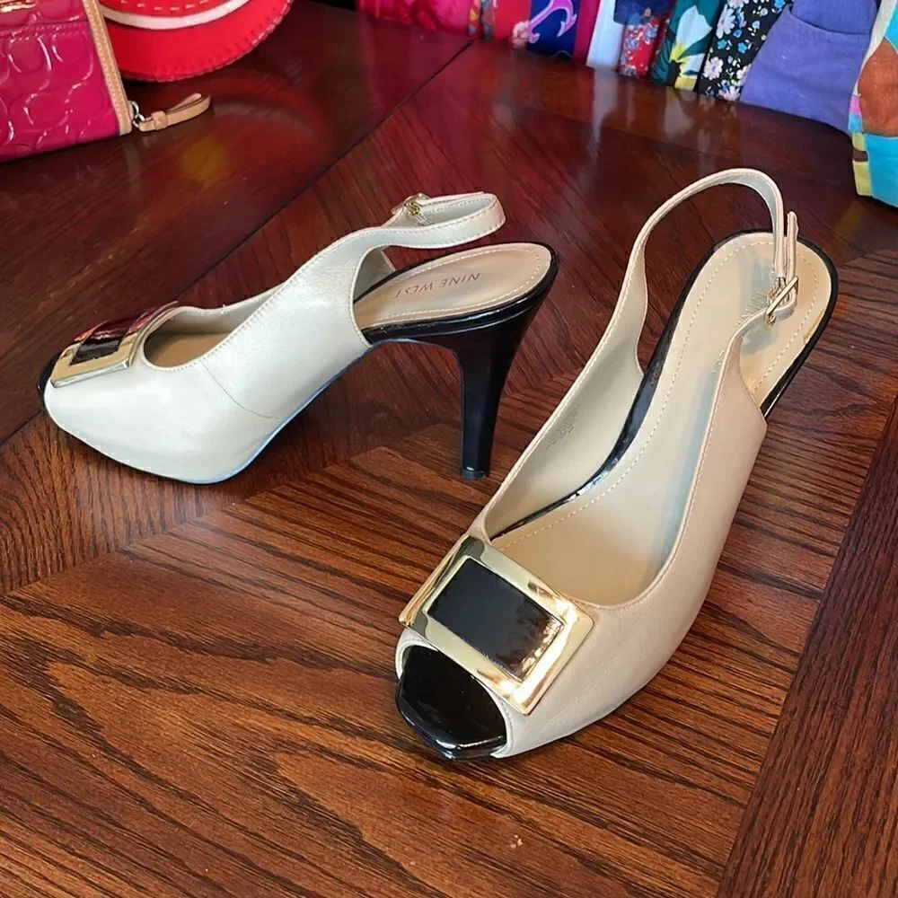 Nine West ivory leather black patent and gold accent slingback platform heels